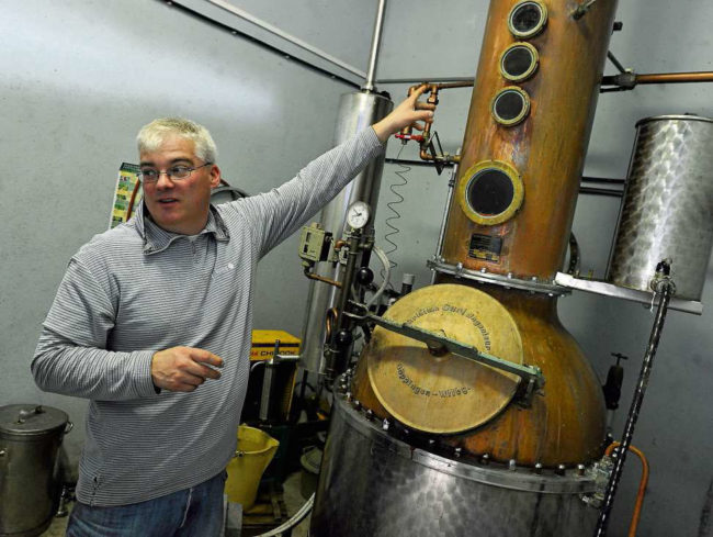 Brennerei Max Lahr et fils Ahn